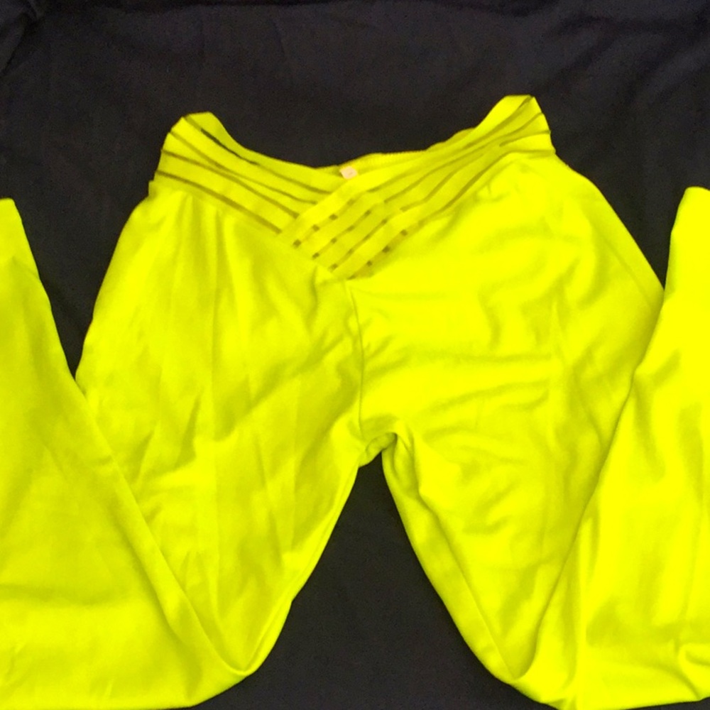 Tik Tok Booty Pop Leggings